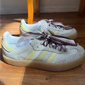 Like new adidas!! Size 8